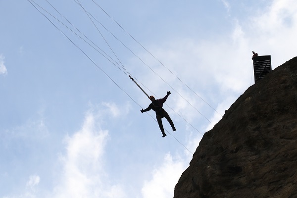 Foto - 70 metreden böyle atladılar