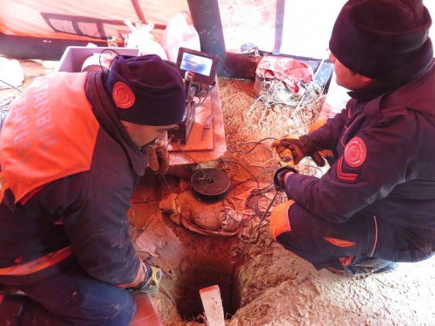 Foto - 70 metrelik kuyuda 6 gündür yaşam mücadelesi veriyor