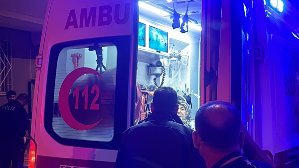 Foto - 70 yaşındaki depremzede kadının altınlarını çaldı