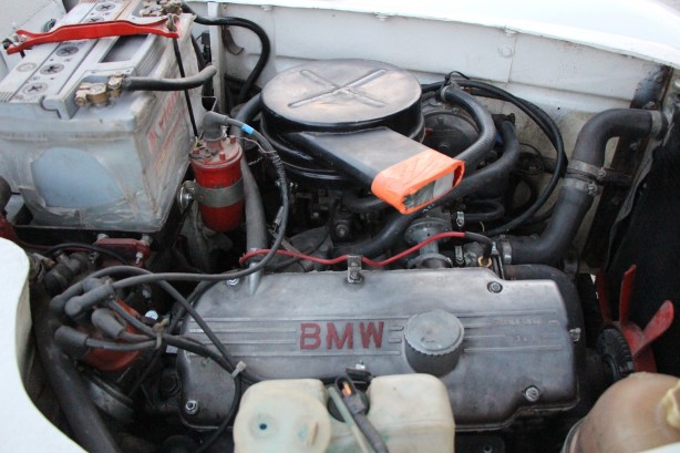 Foto - Türkiye'de eşi benzeri yok! 70 yıllık otomobile gelen teklif dudak uçuklattı