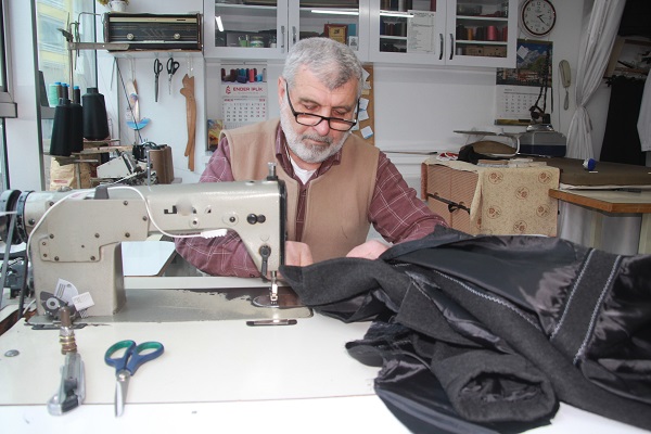 Foto - 71 yaşındaki Kıbrıs gazisi 55 yıldır ekmeğini böyle kazanıyor