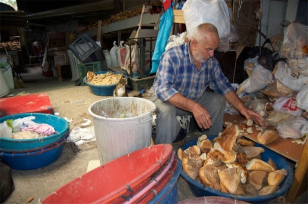 Foto - 75 yaşındaki adamdan örnek davranış!