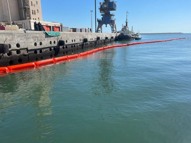 Foto - 750 ton akaryakıt taşıyan gemi batmıştı! Flaş 'sızıntı' açıklaması