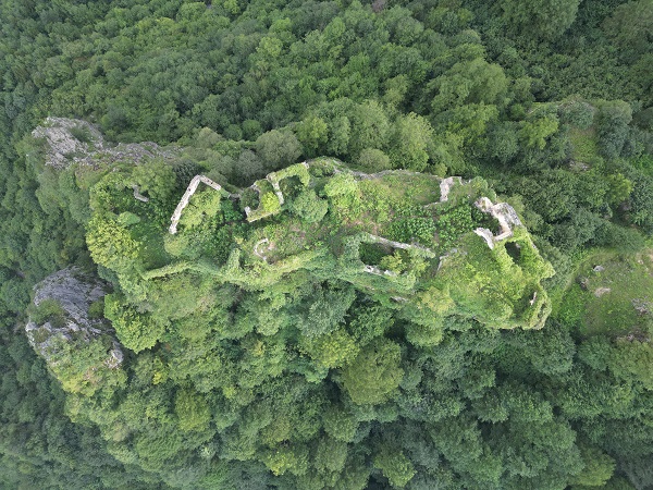 Foto - 752 yılında yapıldı! Dağların zirvesindeki yapı asırlara meydana okuyor