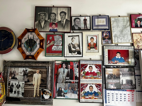 Foto - 75'lik Ömer amca eski paraları böyle saklıyor