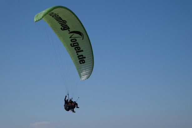 Foto - 76 yaşında yamaç paraşütünü deneyimledi