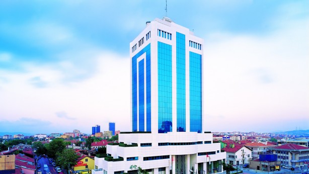 Foto - 79 ortakla kurulan Türkiye'nin ünlü bankası böyle iflas etti!