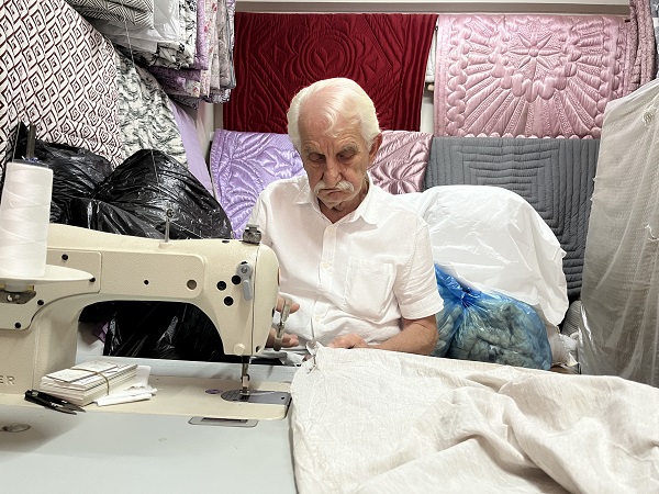 Foto - 79 yaşındaki İsmail Amca teknolojiye direniyor