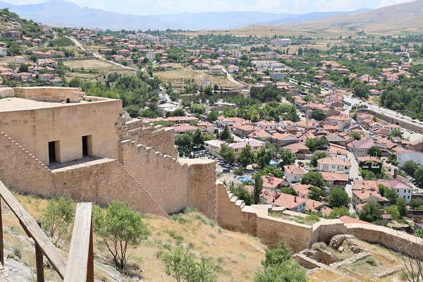 Foto - 8 asırdır tüm gözler üzerinde! Anadolu'nun fethedilemeyen Türk Kalesi: Divriği Kalesi