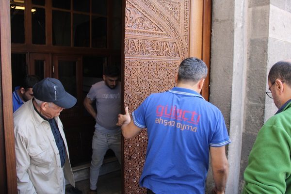 Foto - 8 asırlık Cami Kebir kapılarına kavuştu