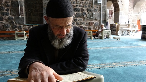 Foto - 8 asırlık camide 80 kişi itikafa girdi