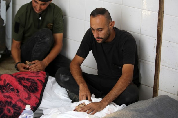 Foto - 8 bin 572 öğrenci katledildi