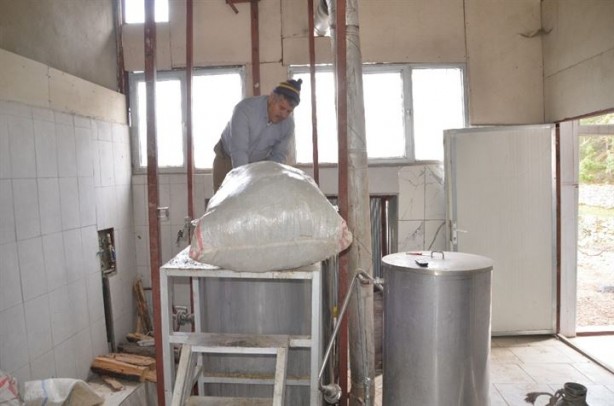 Foto - 8 kilodan sadece 100 gram elde ediliyor