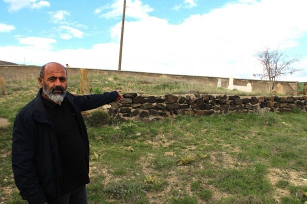 Foto - 8 metrelik gizemli mezar! "Kalkıp namaz kılıyor"