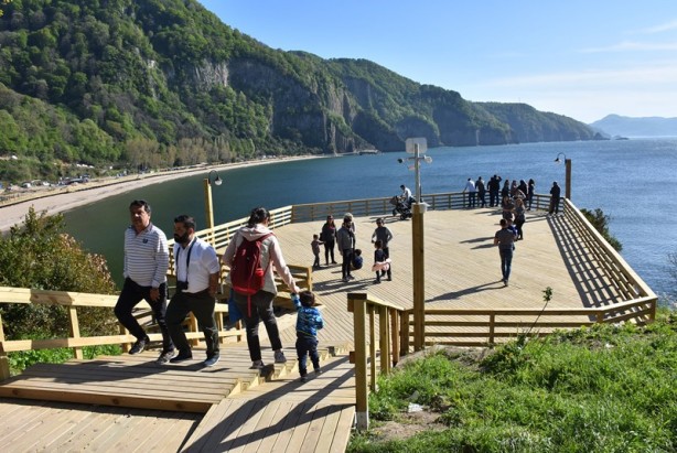 Foto - 80 milyon yıllık lav sütunlarına ziyaretçi yoğunluğu