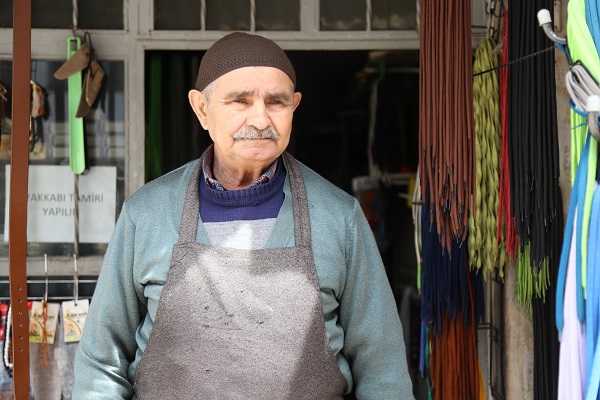 Foto - 80 yaşında halen çalışıyor! 