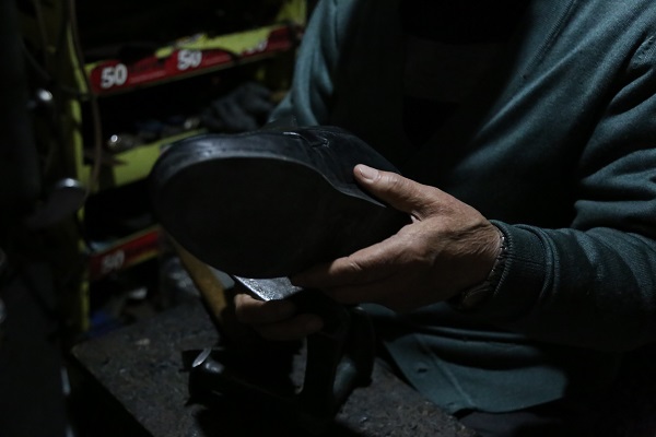 Foto - 80 yaşında halen çalışıyor! 