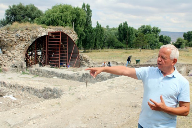 Foto - 800 yıllık Selçuklu Sarayı'nda heyecanlandıran keşif