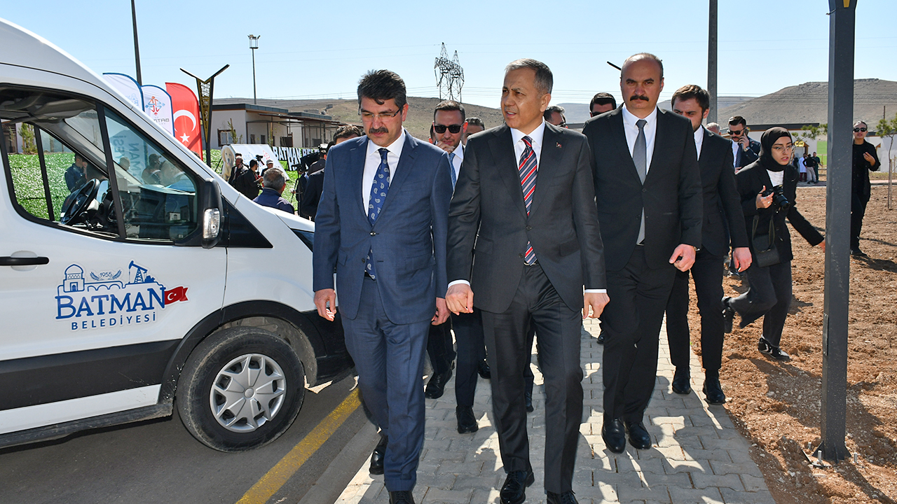 Foto - 81 ilde, 39 mülkiye başmüfettişi sahaya indi... Kusuru olan şimdi yandı... Sokak hayvanlarının tamamı toplanacak