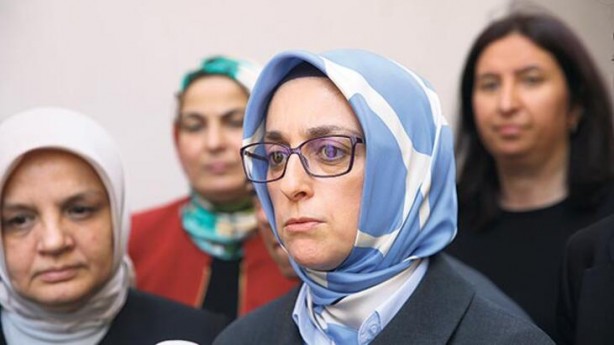 Foto - 81 ilde linç girişimi: AK Partililerden Dilipak'a destek, AK Parti Kadın Kolları'na tepki yağıyor!