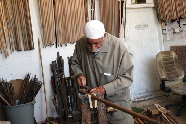 Foto - 82 yaşındaki ustadan sanat eseri bastonlar!