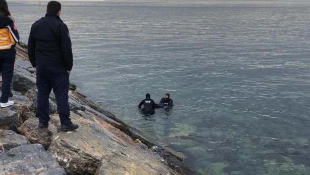 Foto - 85 yaşında... Cesedi kıyıya vurdu!