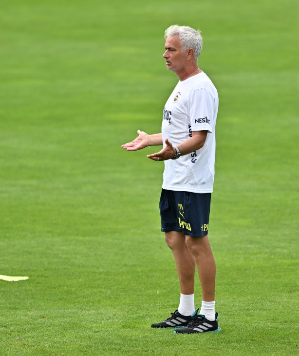 Foto - 86 milyon sterlin'lik yıldız Kadıköy yolunda! Müthiş haber geldi… Mou ısrarla gelsin diyor