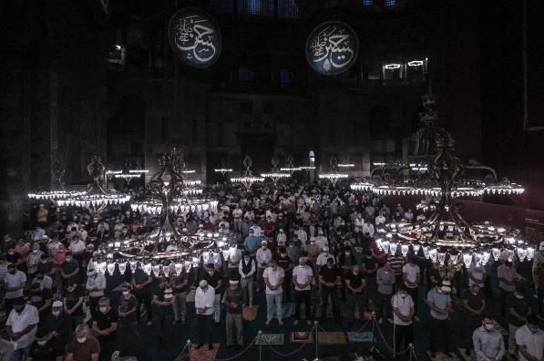 Foto - 86 yıl süren hasretin ardından Ayasofya'da ilk sabah namazı