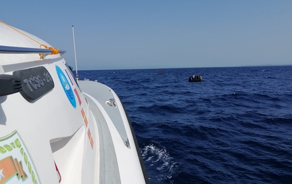 Foto - 87 düzensiz göçmen kurtarıldı