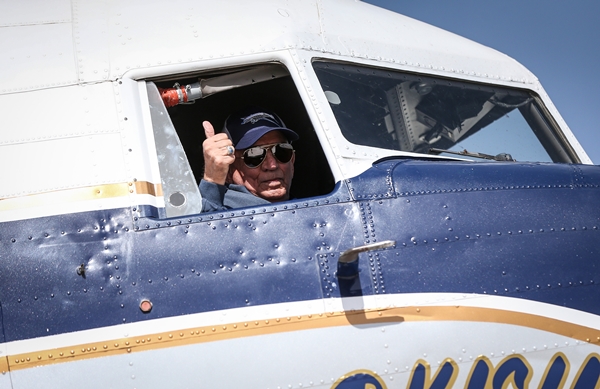 Foto - 88 yaşındaki Kıbrıs gazisi yeniden uçmanın heyecanını yaşadı