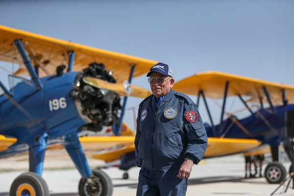 Foto - 88 yaşındaki Kıbrıs gazisi yeniden uçmanın heyecanını yaşadı