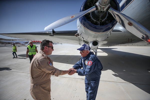 Foto - 88 yaşındaki Kıbrıs gazisi yeniden uçmanın heyecanını yaşadı