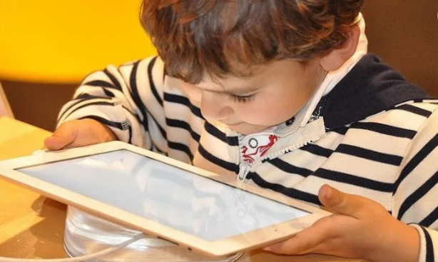 Foto - 9-15 yaş erkek çocuklarına oyun içinde müstehcen tuzak! Detaylar kan dondurdu