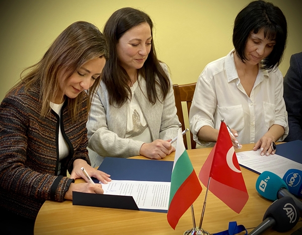 Foto - 9 bin 940 sikke Türkiye'ye iade edildi