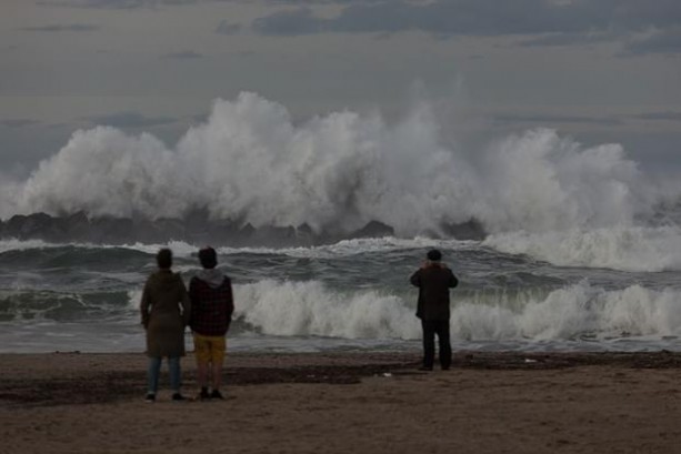 Foto - 9 metrelik dalgalar görenleri şaşırttı