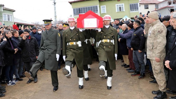 Foto - 9 şehidin ardından 'orada ne işimiz var' denilmişti! "Gabar" örneği gündem oldu! Yazdığı şeyler şok etti