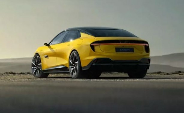 Foto - 900 beygirli elektrikli sedan ürettiler!