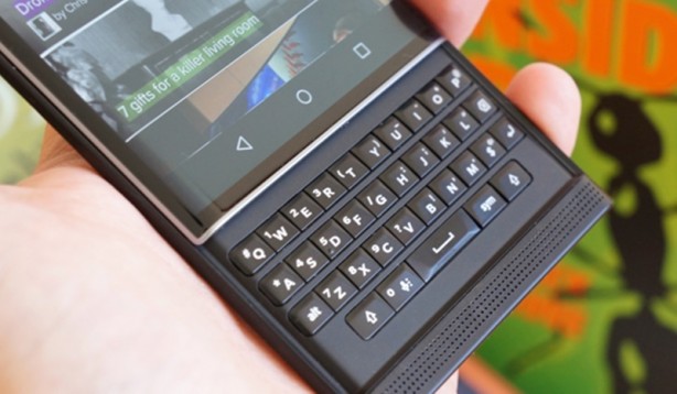 Foto - 900 milyon cep telefonu tehlikede!