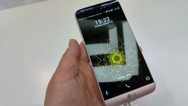 Foto - 900 milyon cep telefonu tehlikede!