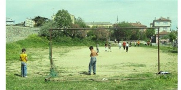 Foto - 90'lı yılların mahalle maçı kuralları