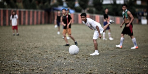 Foto - 90'lı yılların mahalle maçı kuralları