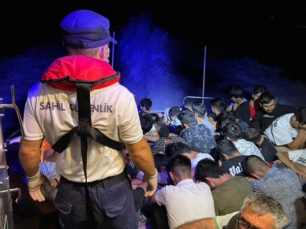 98 düzensiz göçmen daha kurtarıldı