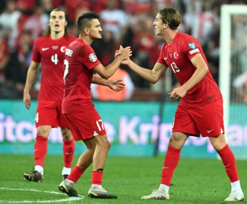 Foto - A Milli Futbol Takım'da Mesut Özil sürprizi! Anlaşma tamam gibi…