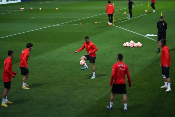 Foto - A Milli Takım, İskoçya ve Çekya hazırlıklarına başladı