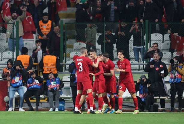 Foto - A Milli Takım, İtalya'ya 3 golle mağlup oldu