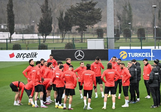 Foto - A Milli Takım'ın EURO 2024 serüveni başlıyor! İşte Stefan Kuntz'un Ermenistan maçı 11'i