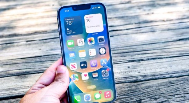 Foto - A101, ucuz iPhone satmaya devam ediyor