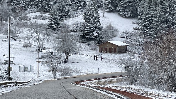 Foto - Abant Gölü’nde kartpostallık manzara