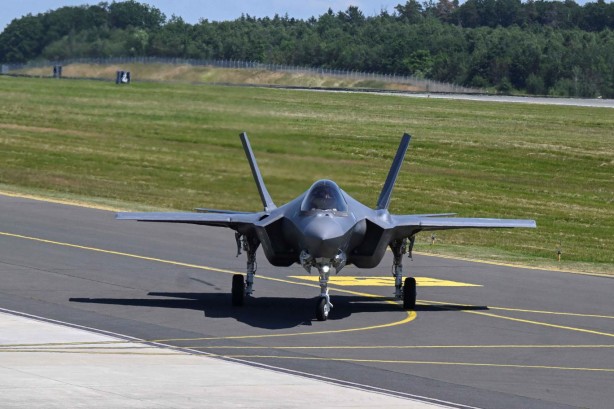 Foto - ABD 40 adet F-35 için kararını duyurdu! Türkiye'nin olan uçaklar oraya gidiyor