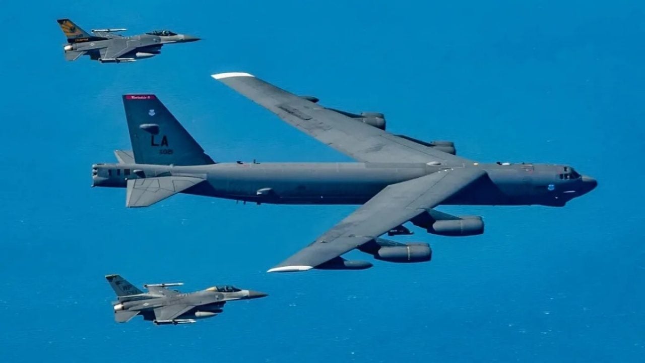 Foto - ABD bombardıman uçakları İngiltere’den çekildi: Trump’tan "İran bağlantılı tehdit" açıklaması
